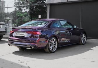 Подержанный автомобиль Audi A5 Coupe 2019 года (4 фото)
