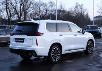 Подержанный автомобиль Exeed VX 2022 года (5 фото)