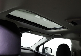 Подержанный автомобиль Kia Carnival 2021 года (18 фото)