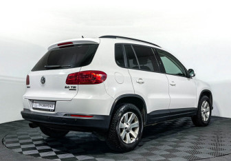 Подержанный автомобиль Volkswagen Tiguan 2012 года (5 фото)