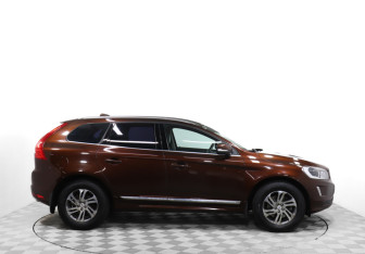 Подержанный автомобиль Volvo XC60 2014 года (4 фото)