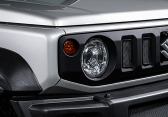 Подержанный автомобиль Suzuki Jimny 2020 года (15 фото)