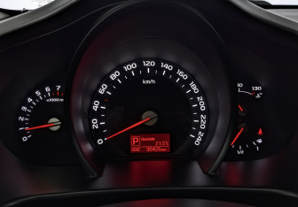 Подержанный автомобиль Kia Sportage 2015 года (16 фото)