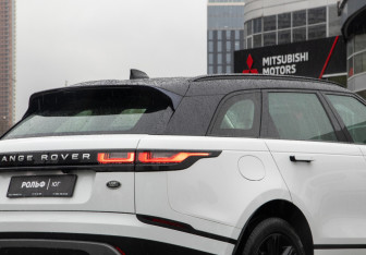 Подержанный автомобиль Land Rover Range Rover Velar 2020 года (25 фото)