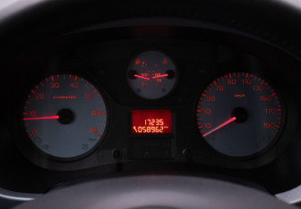 Подержанный автомобиль Citroen Berlingo 2013 года (12 фото)