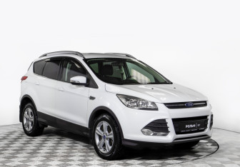 Подержанный автомобиль Ford Kuga 2014 года (2 фото)