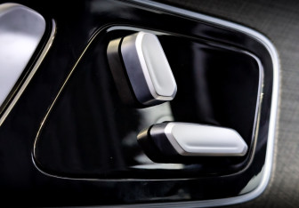 Подержанный автомобиль Jaecoo J8 2024 года (20 фото)