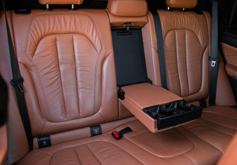 Подержанный автомобиль BMW X5 2018 года (8 фото)
