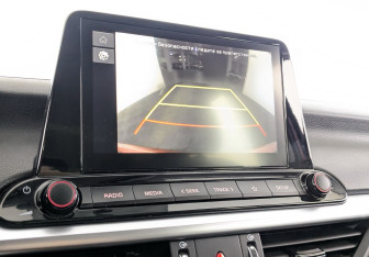 Подержанный автомобиль Kia Cerato Sedan 2021 года (15 фото)