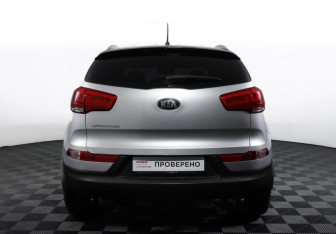 Подержанный автомобиль Kia Sportage 2014 года (6 фото)