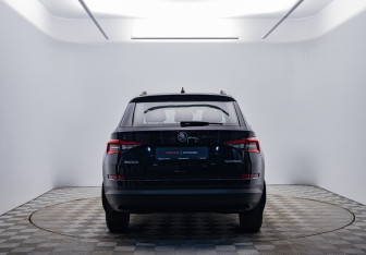 Подержанный автомобиль Skoda Kodiaq 2018 года (6 фото)