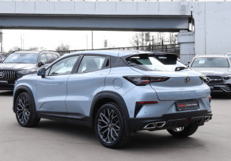 Подержанный автомобиль Changan UNI-T 2023 года (7 фото)