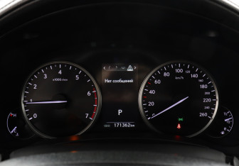 Подержанный автомобиль Lexus NX 2019 года (11 фото)