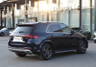 Подержанный автомобиль Mercedes-Benz GLE 2019 года (6 фото)
