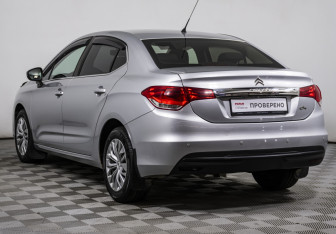 Подержанный автомобиль Citroen C4 Sedan 2014 года (6 фото)