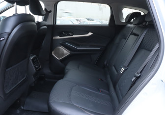 Подержанный автомобиль Exeed TXL 2023 года (10 фото)