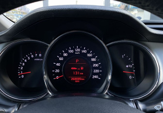 Подержанный автомобиль Kia Ceed Wagon 2014 года (20 фото)