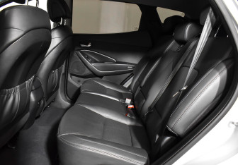 Подержанный автомобиль Hyundai Santa Fe 2015 года (19 фото)