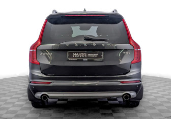 Подержанный автомобиль Volvo XC90 2018 года (6 фото)