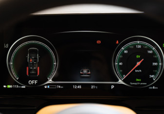 Новый Voyah Dream 2025 (12 фото)