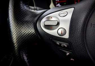 Подержанный автомобиль Nissan Juke 2013 года (26 фото)