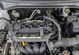 Подержанный автомобиль Kia Rio Hatchback 2021 года (9 фото)