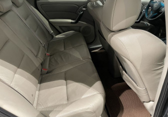 Подержанный автомобиль Acura RDX 2007 года (11 фото)