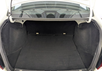 Подержанный автомобиль LADA (ВАЗ) Granta Sedan 2023 года (10 фото)