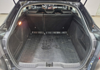 Подержанный автомобиль Renault Arkana 2019 года (10 фото)