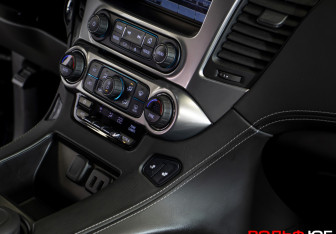 Подержанный автомобиль Chevrolet Tahoe 2016 года (14 фото)