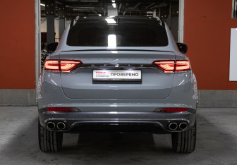 Подержанный автомобиль Geely Tugella 2022 года (6 фото)