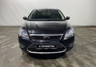 Подержанный автомобиль Ford Focus Hatchback 2009 года (2 фото)