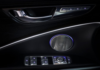 Подержанный автомобиль Kia K900 2020 года (22 фото)