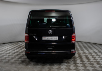 Подержанный автомобиль Volkswagen Multivan 2018 года (6 фото)