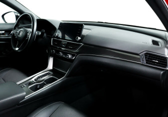 Подержанный автомобиль Honda Accord Sedan 2021 года (9 фото)