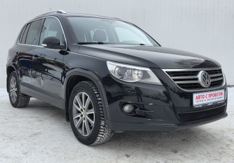 Подержанный автомобиль Volkswagen Tiguan 2009 года (3 фото)