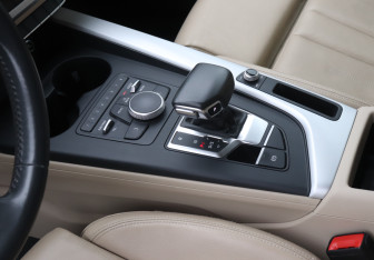 Подержанный автомобиль Audi A5 Liftback 2018 года (15 фото)