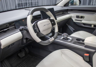 Подержанный автомобиль Jetour Dashing 2023 года (14 фото)