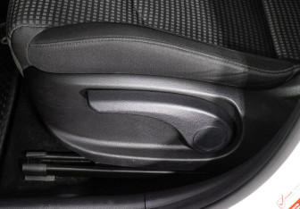 Подержанный автомобиль Kia Ceed Wagon 2020 года (18 фото)