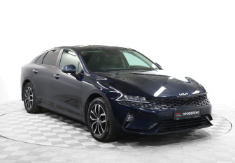 Подержанный автомобиль Kia K5 2021 года (3 фото)