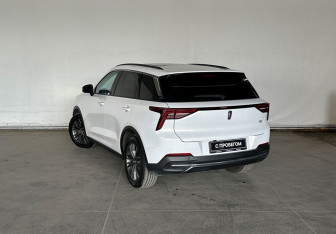 Подержанный автомобиль FAW Bestune T55 2023 года (7 фото)