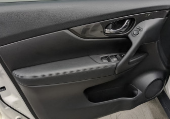 Подержанный автомобиль Nissan X-Trail 2019 года (19 фото)