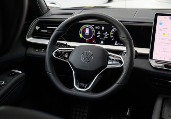 Подержанный автомобиль Volkswagen Teramont 2025 года (16 фото)