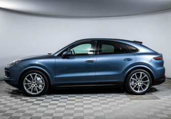 Подержанный автомобиль Porsche Cayenne 2020 года (8 фото)