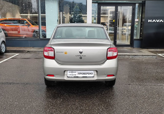 Подержанный автомобиль Renault Logan Sedan 2017 года (6 фото)