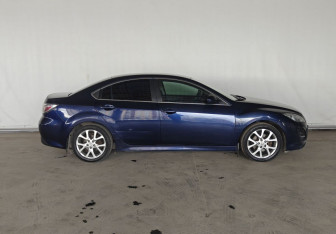 Подержанный автомобиль Mazda 6 Sedan 2010 года (8 фото)