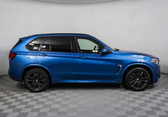Подержанный автомобиль BMW X5 M 2016 года (4 фото)