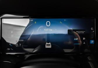 Подержанный автомобиль Geely Monjaro 2024 года (16 фото)