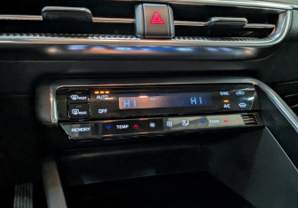 Подержанный автомобиль Kia K5 2020 года (19 фото)