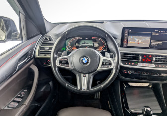 Подержанный автомобиль BMW X3 2021 года (21 фото)